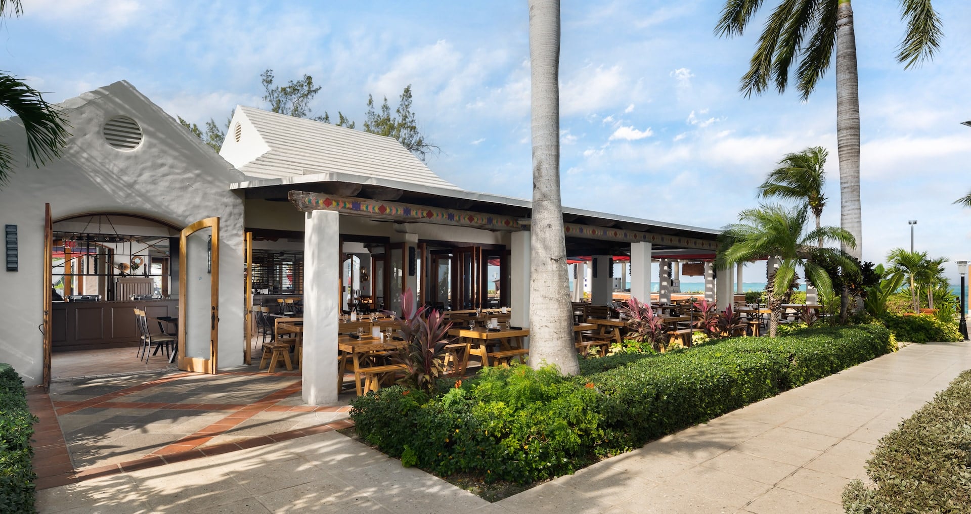 Outside view of Arizona's at the Caribbean Village