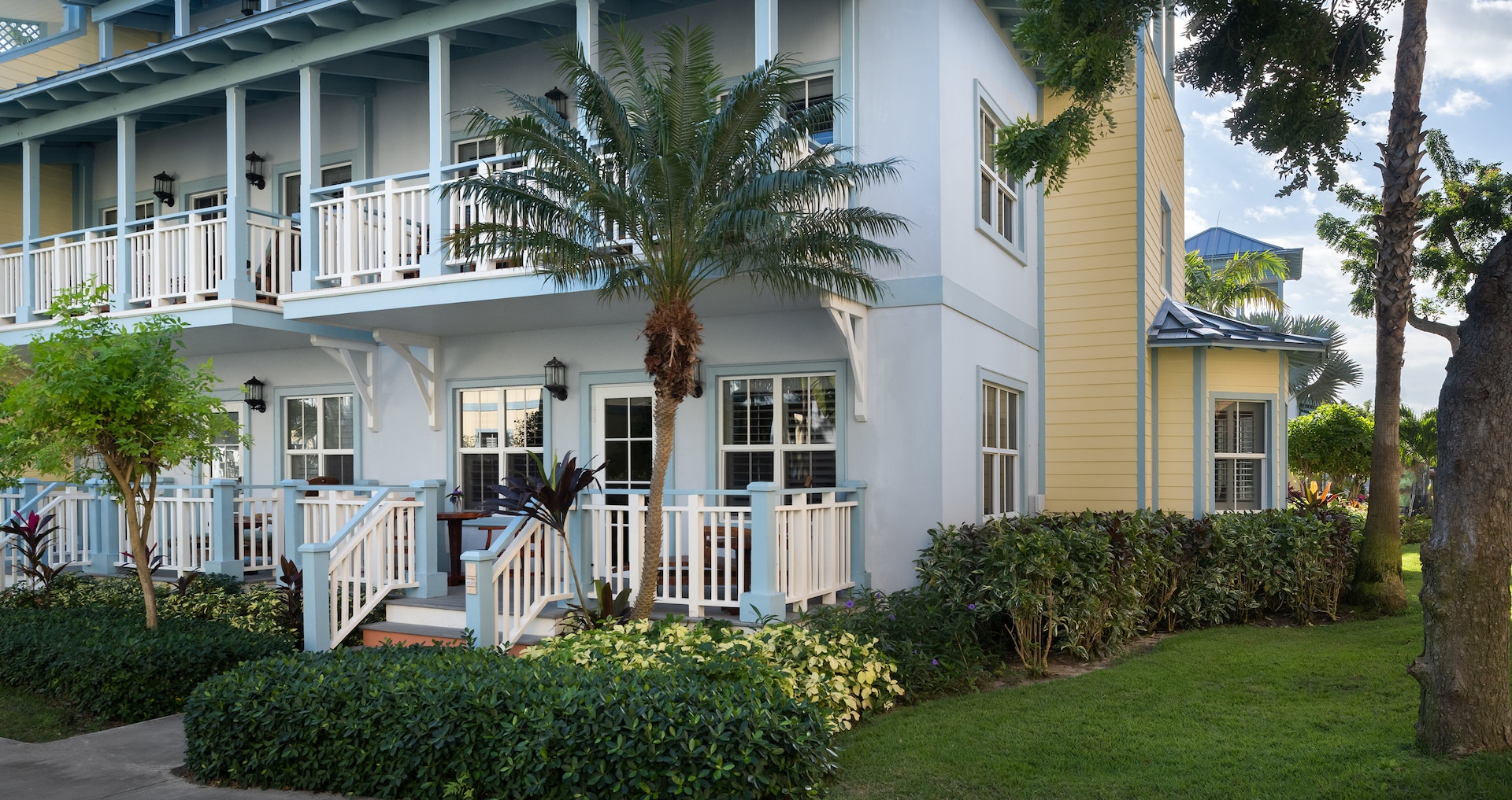 entrance view of the Key West Four Bedroom Butler Villa Residence