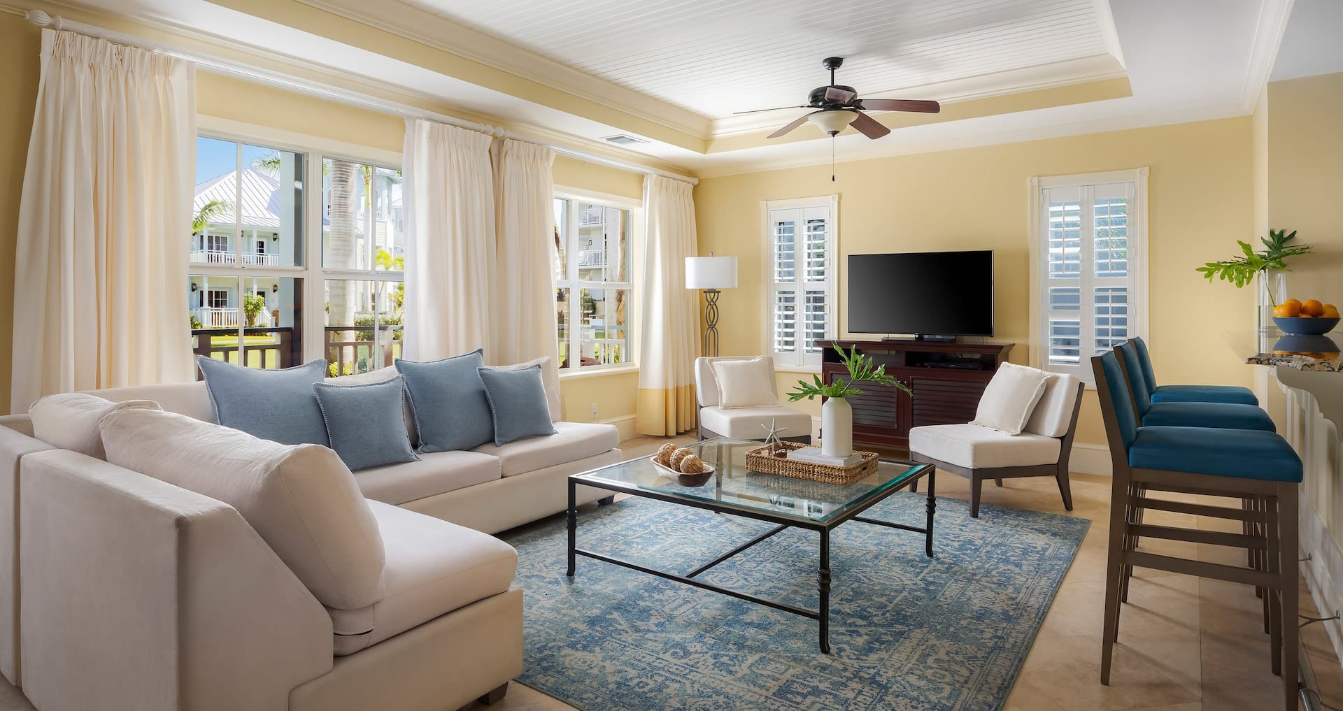 shared living area inside the Key West Oceanview Four Bedroom Butler Villa Residence